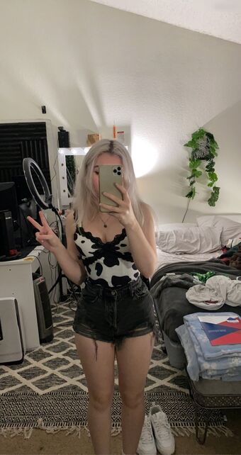 KayMaster Nahé Úniky OnlyFans Fotka 22