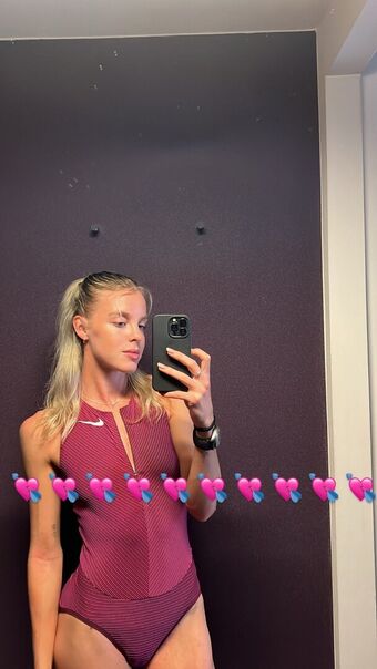 Keely Hodginkinson Nahé Úniky OnlyFans Fotka 13