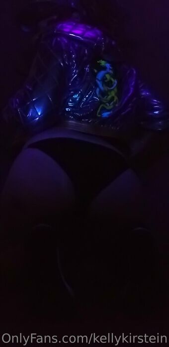 kellylilred Nahé Úniky OnlyFans Fotka 19