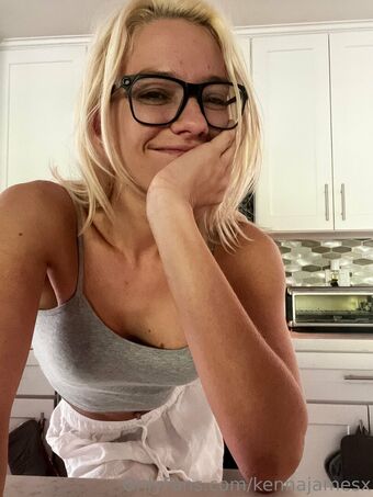 kenna Nahé Úniky OnlyFans Fotka 27
