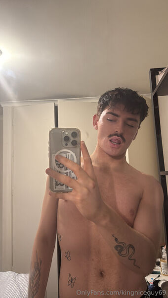 kingniceguy69 Nahé Úniky OnlyFans Fotka 1