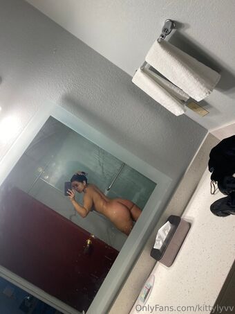 kittylyvv Nahé Úniky OnlyFans Fotka 7
