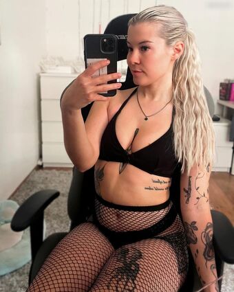 Kiyah Nahé Úniky OnlyFans Fotka 6