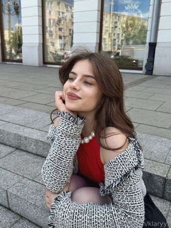 klaryys Nahé Úniky OnlyFans Fotka 2