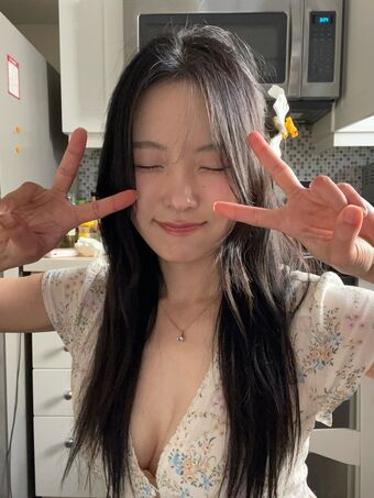 Kong Nahé Úniky OnlyFans Fotka 29