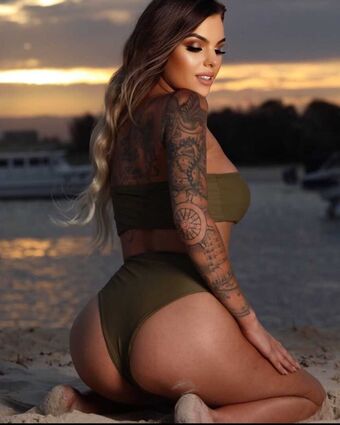 lararose Nahé Úniky OnlyFans Fotka 13