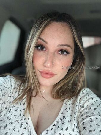 Laur Nahé Úniky OnlyFans Fotka 18