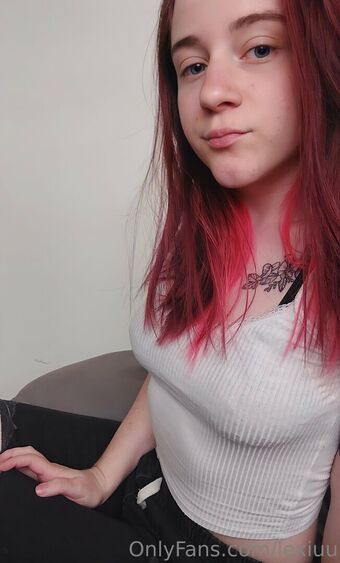 lexiuu Nahé Úniky OnlyFans Fotka 15