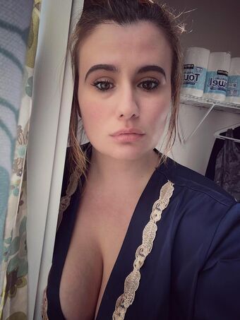 LillyBehave Nahé Úniky OnlyFans Fotka 15