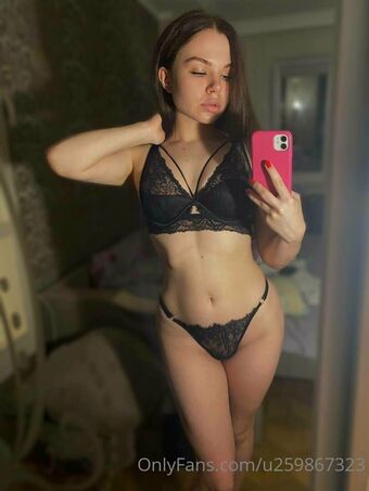 linalicky Nahé Úniky OnlyFans Fotka 1
