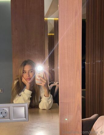 lisabecker Nahé Úniky OnlyFans Fotka 10