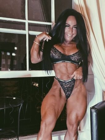 Lisafbb Nahé Úniky OnlyFans Fotka 1