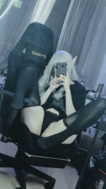 Loafqueen Nahé Úniky OnlyFans Fotka 4