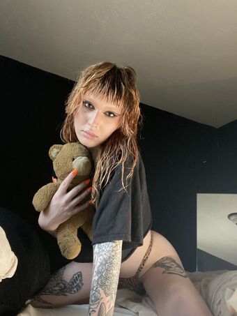 loreleik Nahé Úniky OnlyFans Fotka 8