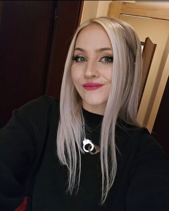 LostKittn Nahé Úniky OnlyFans Fotka 47