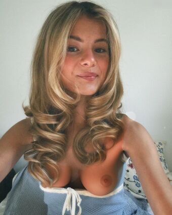 Lotta Nahé Úniky OnlyFans Fotka 29