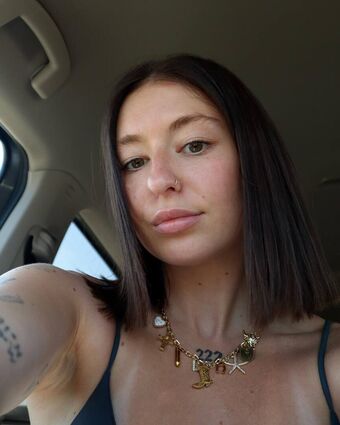 lowjenx Nahé Úniky OnlyFans Fotka 8