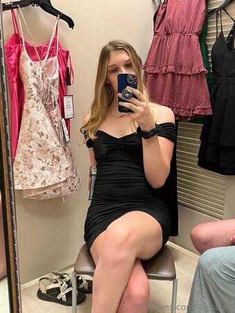 lucyaura Nahé Úniky OnlyFans Fotka 29