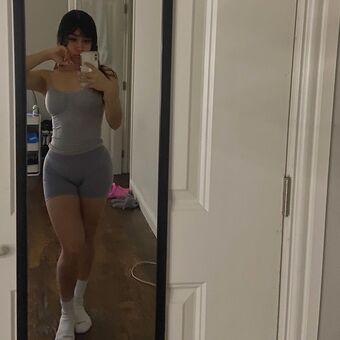 Luhhisa Nahé Úniky OnlyFans Fotka 7