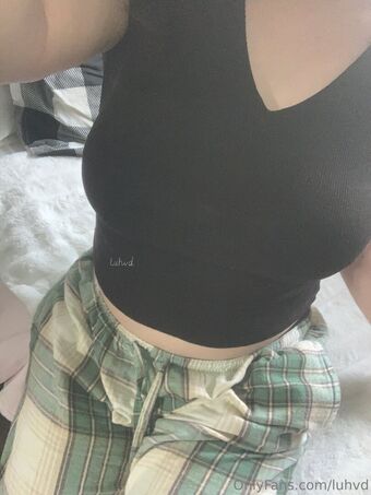 luhvd Nahé Úniky OnlyFans Fotka 2