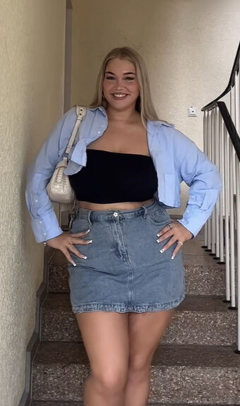 Lusandraa Nahé Úniky OnlyFans Fotka 2