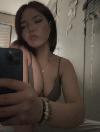 macadeiiic Nahé Úniky OnlyFans Fotka 4