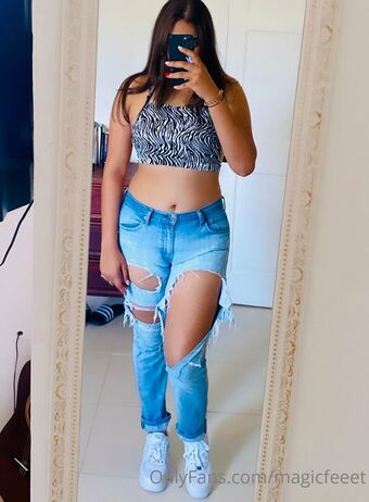 magicfeeet Nahé Úniky OnlyFans Fotka 5