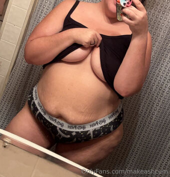 makeashcum Nahé Úniky OnlyFans Fotka 40