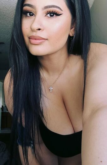 Mariah Nahé Úniky OnlyFans Fotka 33