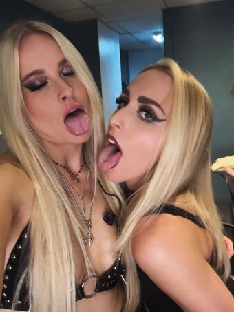 Marisa Rodriguez Singer Nahé Úniky OnlyFans Fotka 12