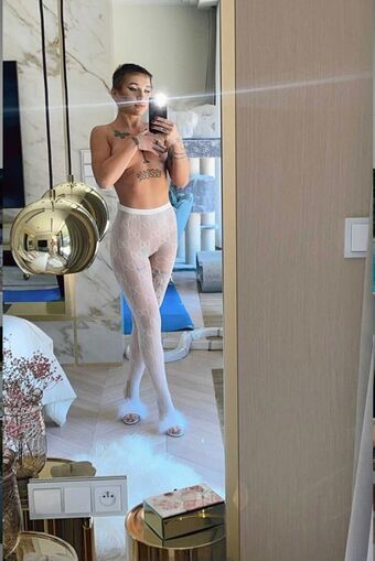 Marta Linkiewicz Nahé Úniky OnlyFans Fotka 1