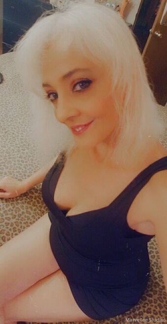 marvellee Nahé Úniky OnlyFans Fotka 3