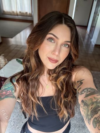 Marz Nahé Úniky OnlyFans Fotka 131