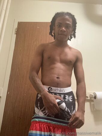 massivemalik Nahé Úniky OnlyFans Fotka 2