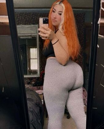 mel.x Nahé Úniky OnlyFans Fotka 3