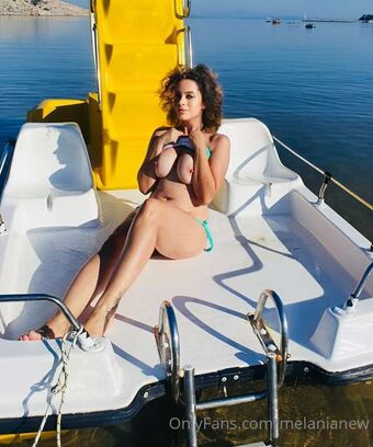 Melania Nahé Úniky OnlyFans Fotka 12