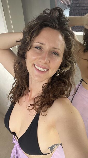 Melody Nahé Úniky OnlyFans Fotka 11