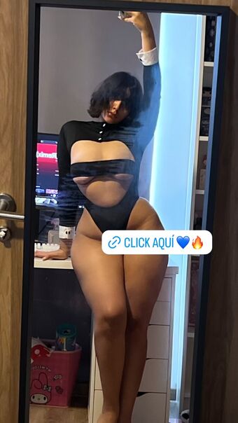 merryfocking Nahé Úniky OnlyFans Fotka 5