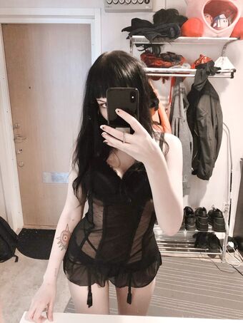 Messy Nahé Úniky OnlyFans Fotka 10