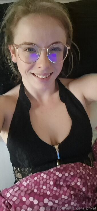 mia_ganz_privat Nahé Úniky OnlyFans Fotka 38