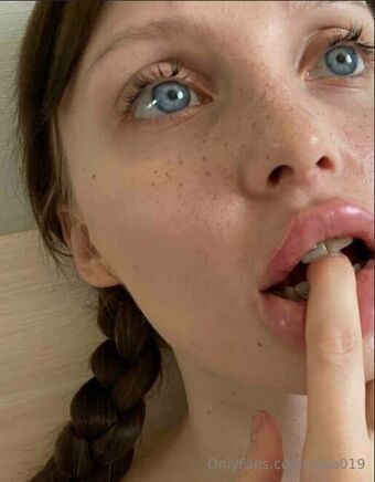 miaa019 Nahé Úniky OnlyFans Fotka 13
