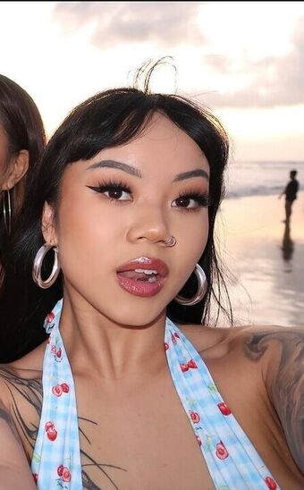 Micca Young Nahé Úniky OnlyFans Fotka 26