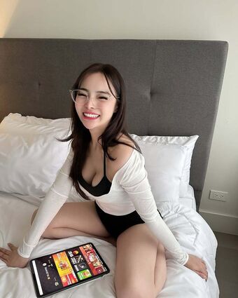Michelle Ryu Nahé Úniky OnlyFans Fotka 14