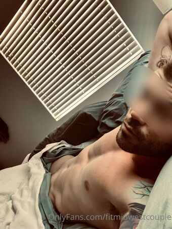 midwesternlovers Nahé Úniky OnlyFans Fotka 9