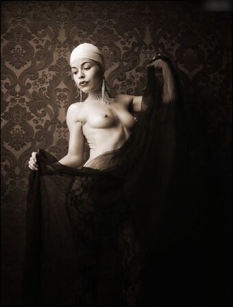 Miez Hell /Old School Miez