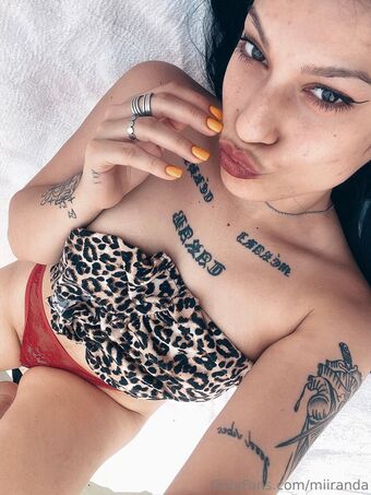 miiranda Nahé Úniky OnlyFans Fotka 13