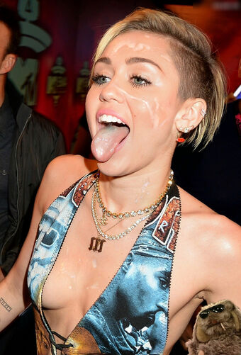 Miley Cyrus fakes