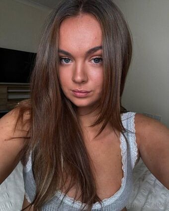 Miley Fallon Nahé Úniky OnlyFans Fotka 36