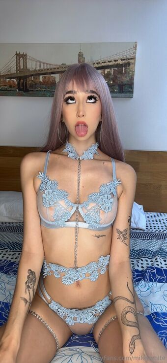 mileywhite Nahé Úniky OnlyFans Fotka 34