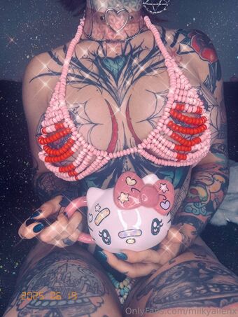 milkyalien Nahé Úniky OnlyFans Fotka 26